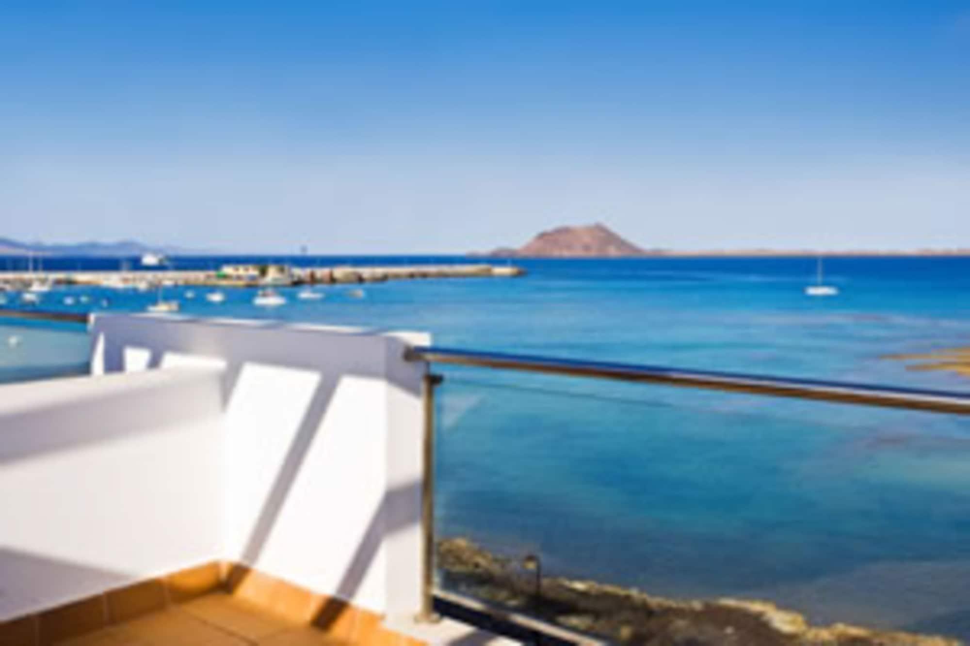 Hotel Livvo Corralejo Beach Exterior photo