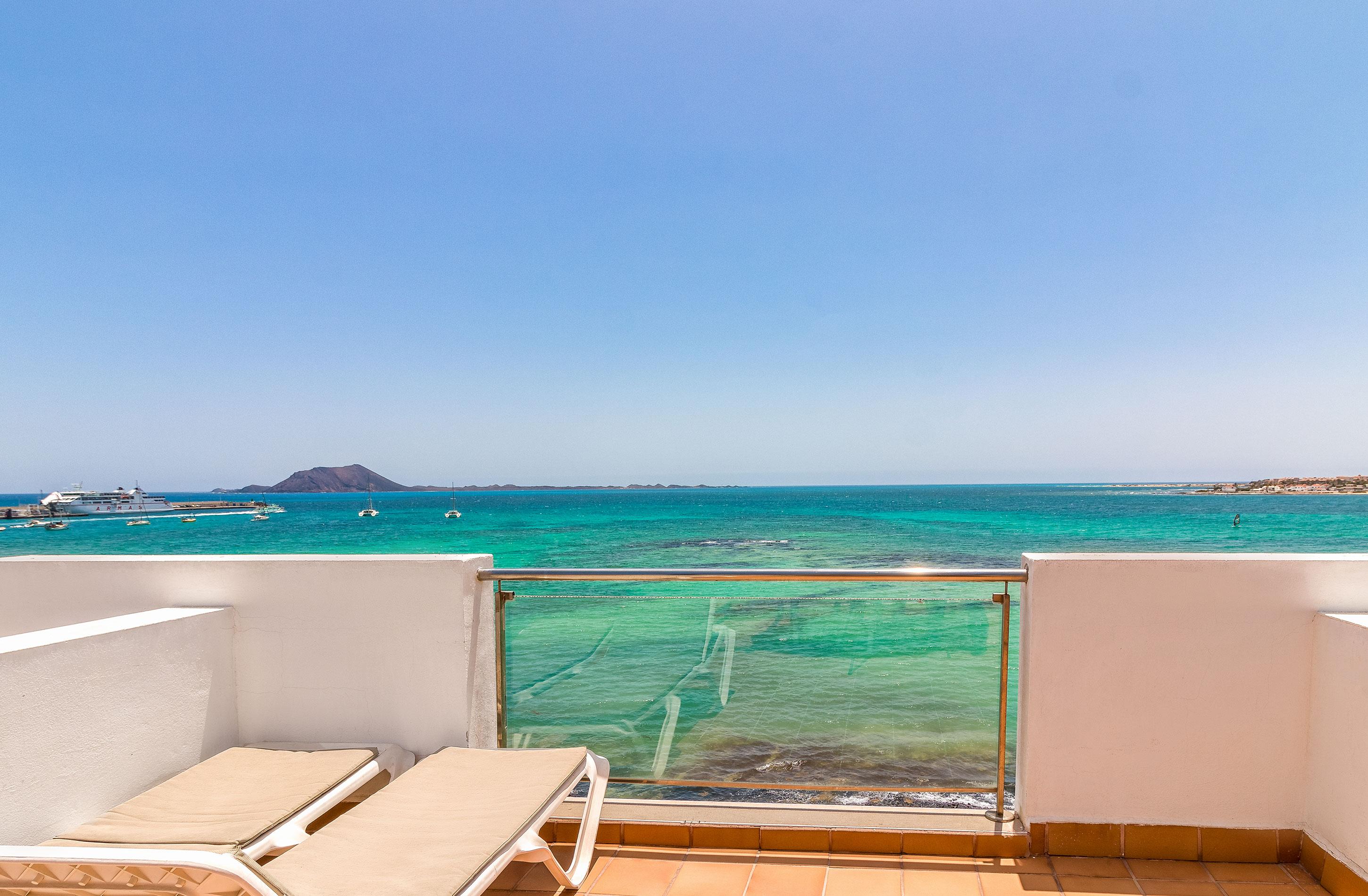 Hotel Livvo Corralejo Beach Exterior photo