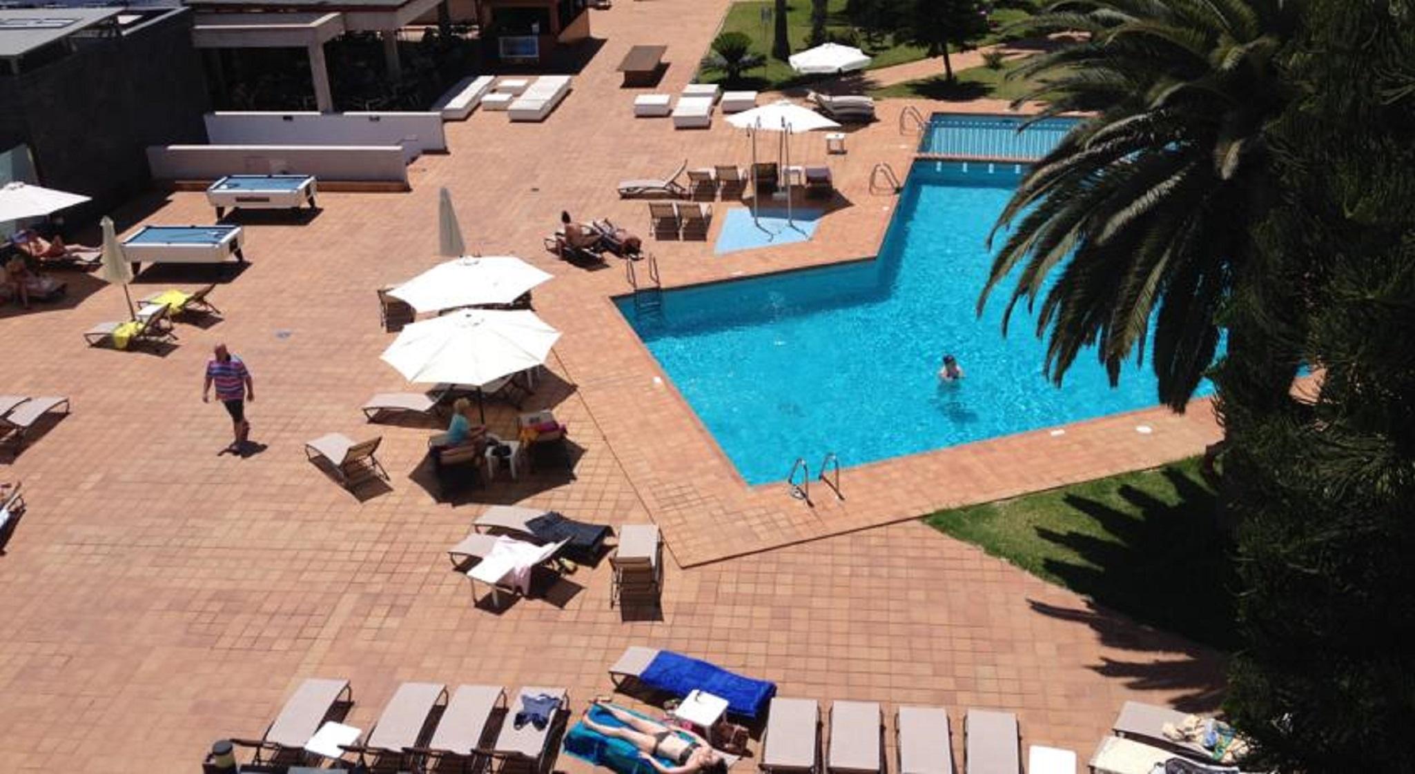Hotel Livvo Corralejo Beach Exterior photo