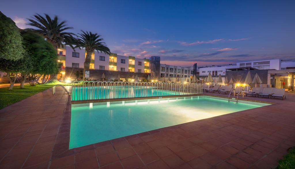 Hotel Livvo Corralejo Beach Exterior photo
