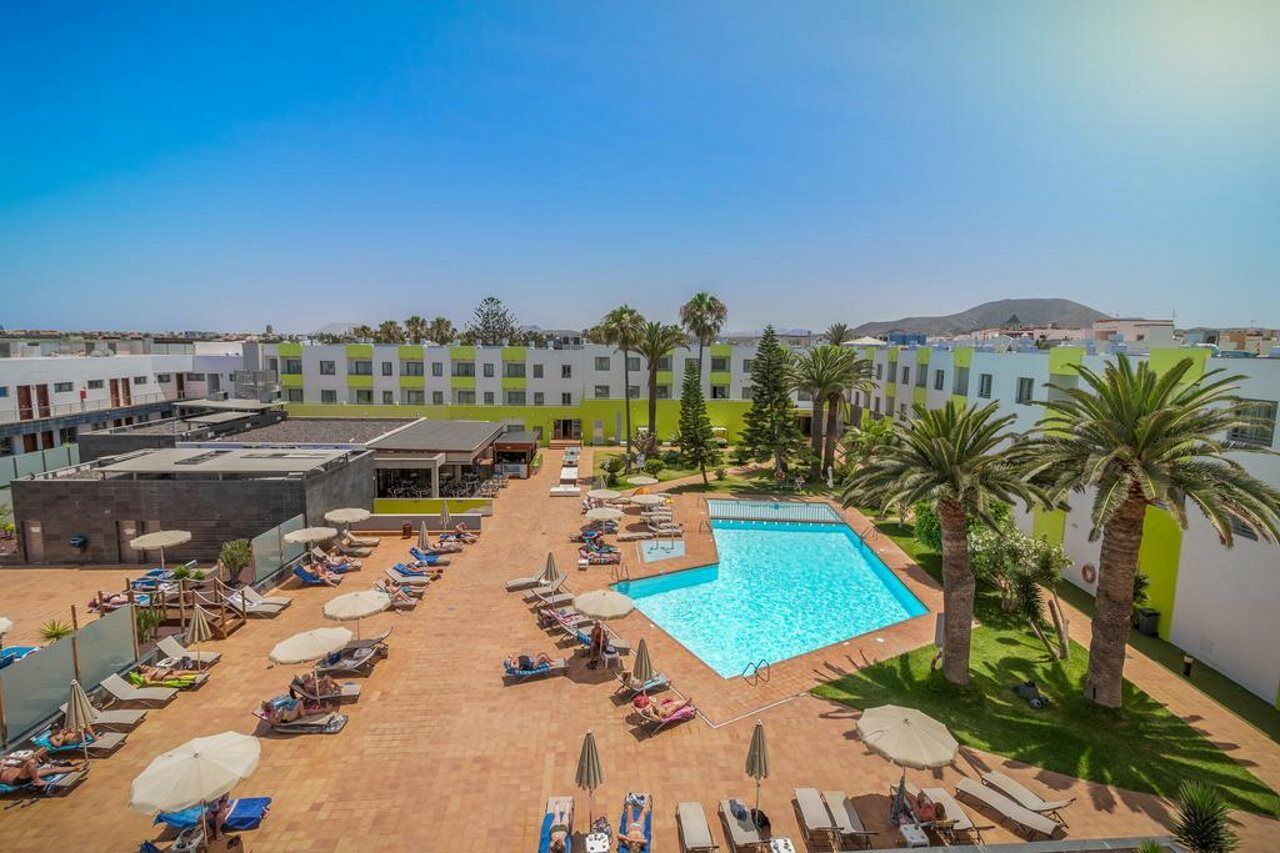 Hotel Livvo Corralejo Beach Exterior photo